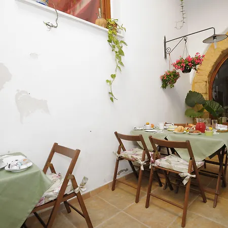 Arco Ubriaco Bed & Breakfast 3*